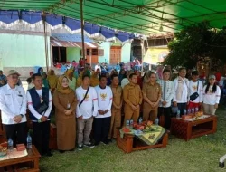 Kolaborasi Baznas dan IWARI, Puluhan Lansia di OKI Terima Bingkisan Penuh Berkah