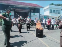 Api Keadilan di Kayuagung: Kejari OKI Musnahkan Barang Bukti, Bupati Ajak Bersinergi Melawan Narkoba