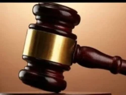 Ketika Palu Hakim Telah Jatuh, Palu Pimpinan Harus Diletakkan