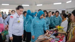 Tenun Belu Bangkit dari Perbatasan: Saat Bantuan Datang Menenun Harapan