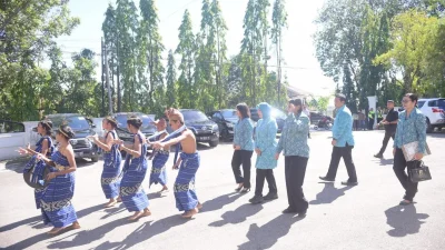 Perempuan Perbatasan Bangkit: Dari Bete Lalenok, Ny. Tri Tito Karnavian Menyalakan Harapan Belu
