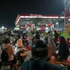 Horor Antrean BBM Menghantui Warga, Prof Sutan Nasomal: Negara Kaya Tak Seharusnya Membiarkan Rakyat Menunggu Berjam-jam