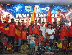 Di Bawah Langit Fanindi, Pangdam dan Rakyat Bersatu dalam Semangat Piala Dunia