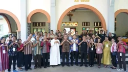 Gubernur NTT Serukan Kebangkita OMK Dari Altar Ritapiret, Melki Laka Lena Ajak Kaum Muda Menyalakan Literasi, Menggerakkan Ekonomi, dan Mewarnai Politik dengan Nilai Kristiani