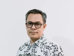 Keadilan Pendidikan Tidak Akan Pernah Lahir Jika Guru dan Dosen Masih Berjuang Sendiri di NTT