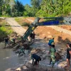 Ketika Banjir Memutus Jembatan, Bakti TNI Menenun Kembali Harapan Tiga Desa di Nias Utara