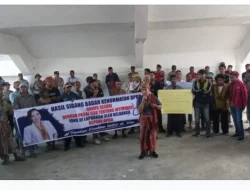 Dari Halaman DPRD TTU, Suara Solidaritas Menggema: Massa Desak BK Tegakkan Etik, Lindungi Martabat Tenaga Kesehatan